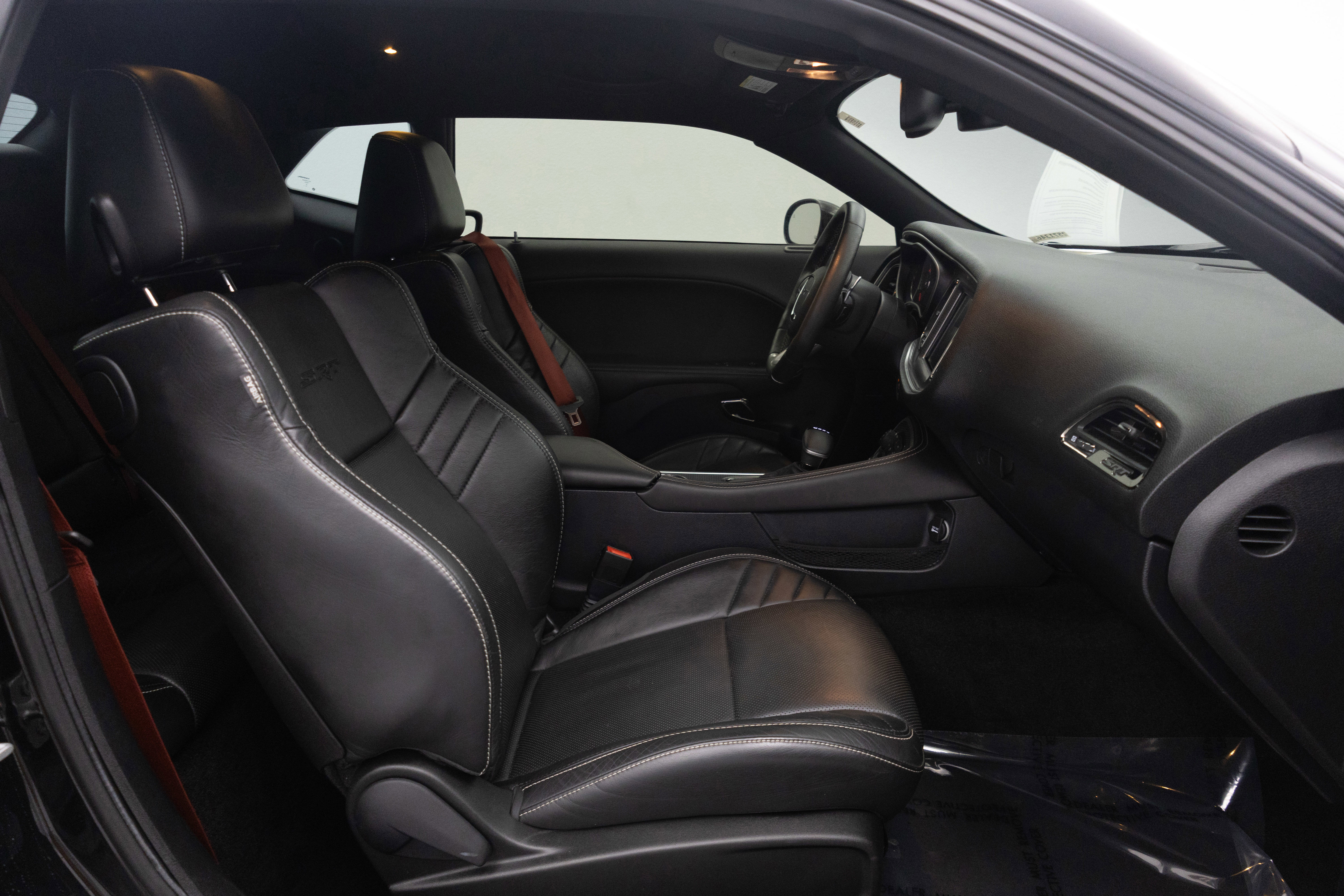 Used 2015 Dodge Challenger SRT Hellcat image 42