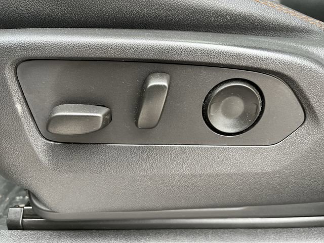 Used 2023 GMC Sierra 1500 AT4 w/ AT4 Preferred Package image 16