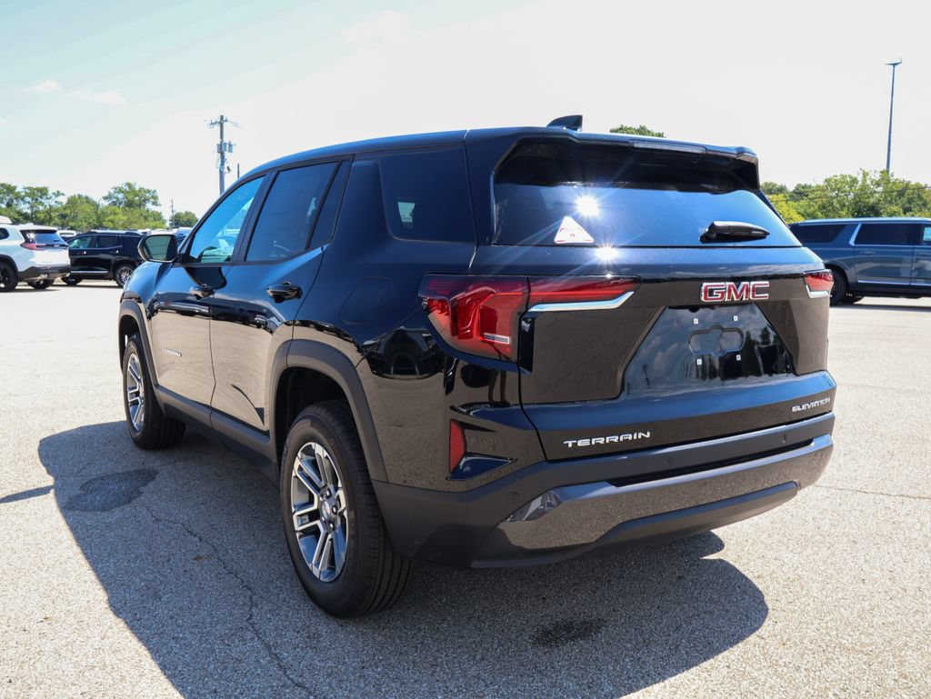 New 2027 GMC Terrain Elevation w/ LPO, Floor Liner Package FWD image 29