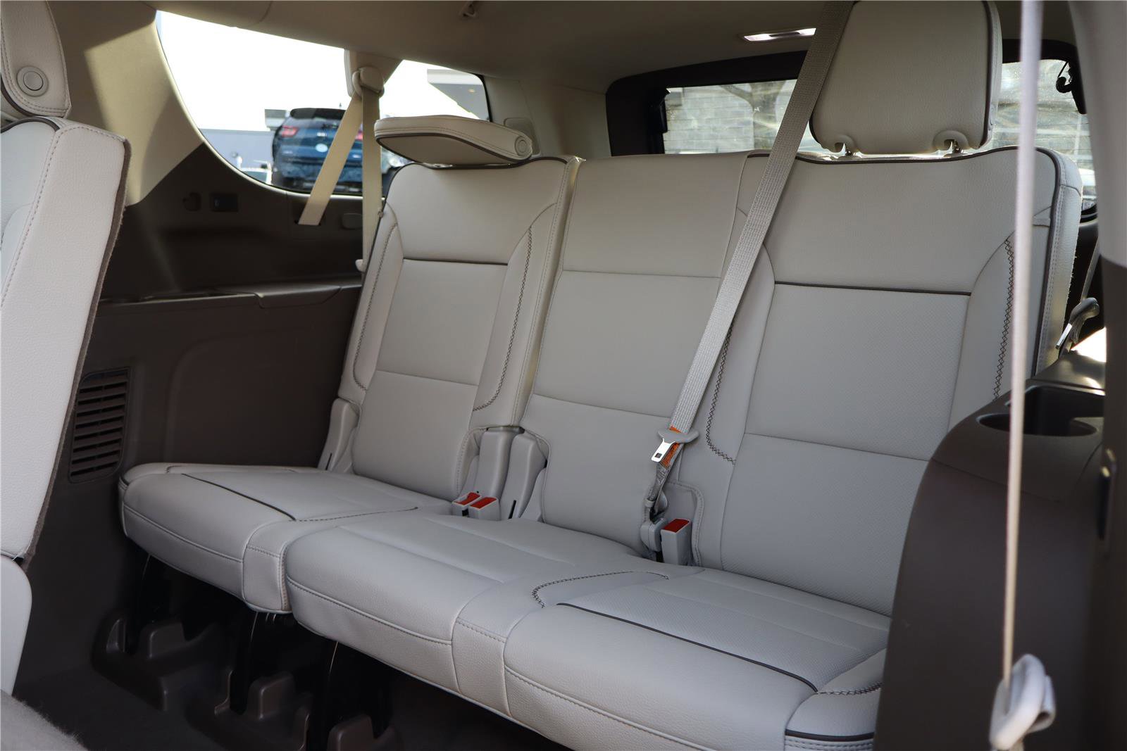 Used 2023 GMC Yukon XL Denali image 28