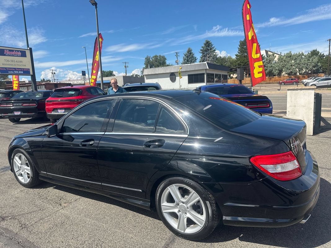 Used 2010 Mercedes-Benz C 300 Sedan image 10