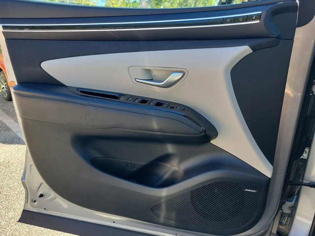 Used 2022 Hyundai Tucson Limited image 30