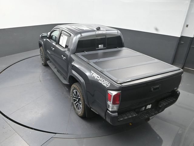 Used 2020 Toyota Tacoma TRD Sport w/ TRD Premium Sport Package AWD/4WD image 16