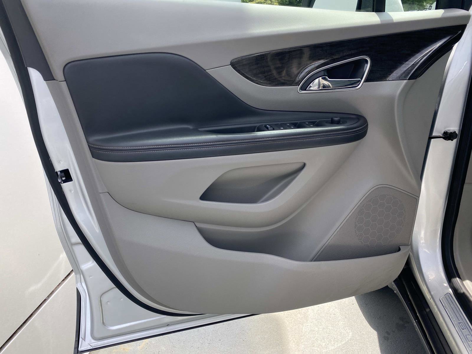 Used 2015 Buick Encore Leather FWD image 14