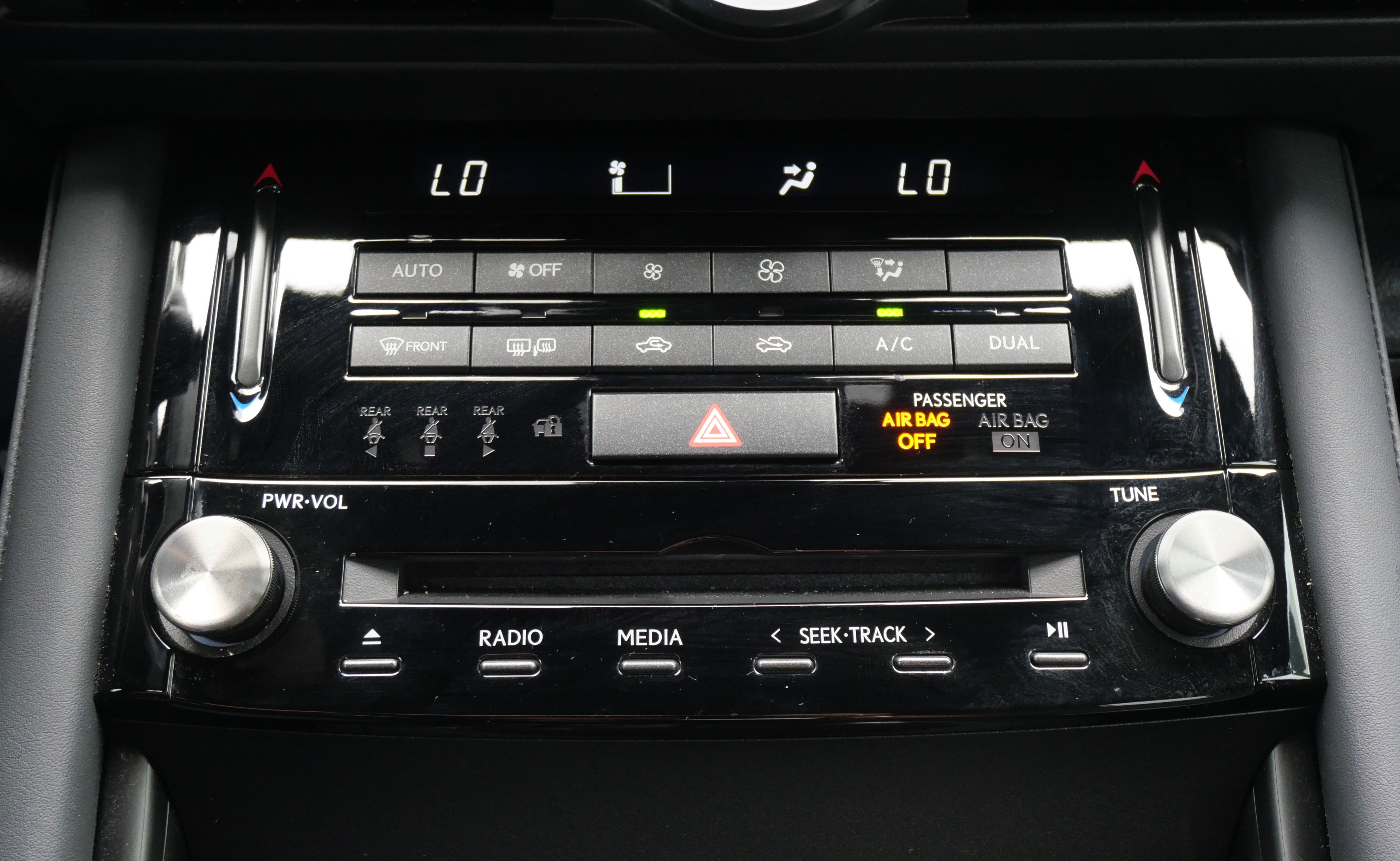 Certified 2023 Lexus IS 300 w/ Premium Package image 28