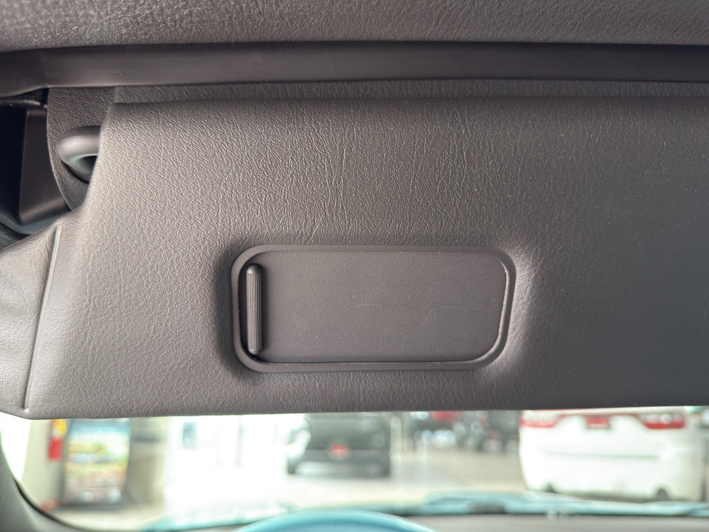 Used 2002 Ford Thunderbird image 20