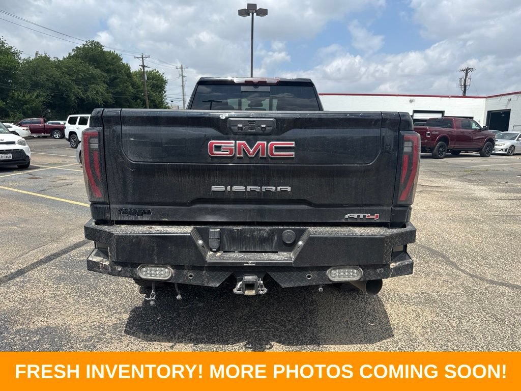 Used 2024 GMC Sierra 3500 AT4 w/ AT4 Preferred Package AWD/4WD image 3