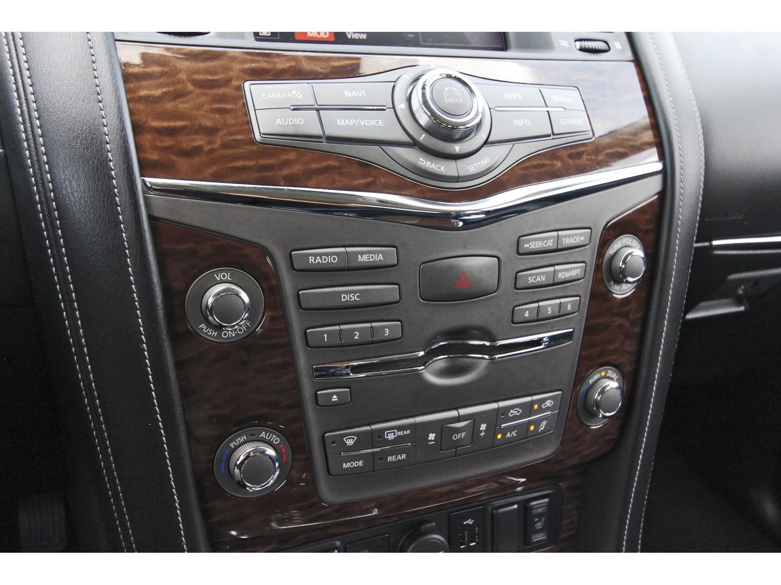 Used 2019 Nissan Armada SL w/ Interior Lighting Package RWD image 28