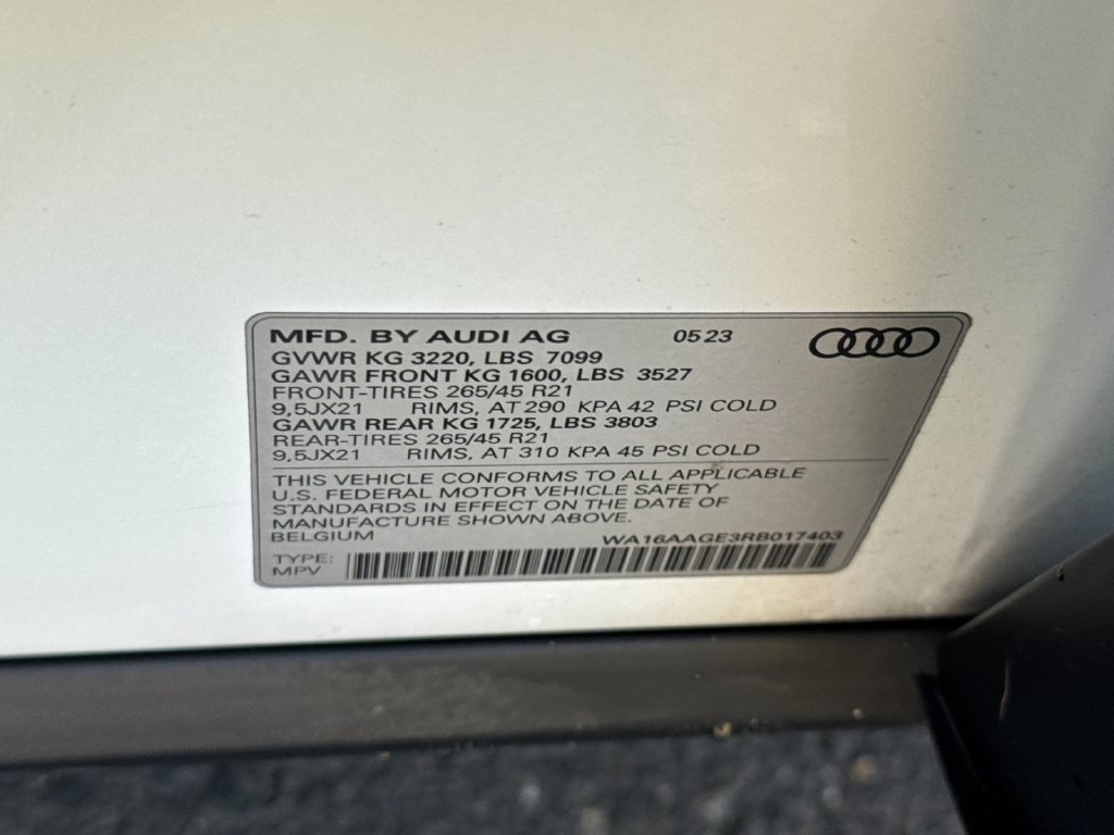 Used 2024 Audi Q8 e-tron Prestige w/ Prestige Package AWD/4WD image 40