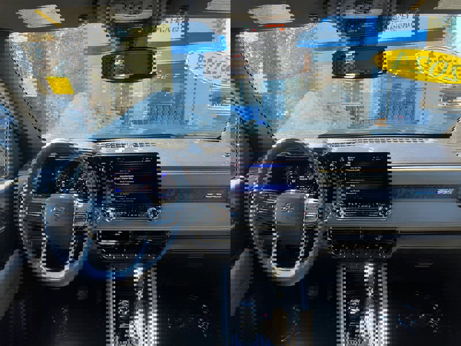 Certified 2024 Chevrolet Colorado ZR2 w/ ZR2 Convenience Package III image 32