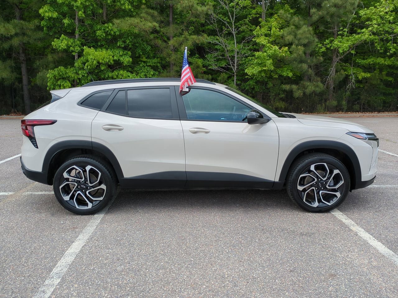 Used 2026 Chevrolet Trax RS w/ Driver Confidence Package FWD image 3