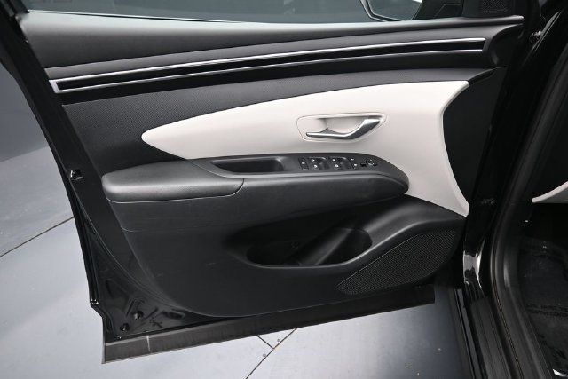 Used 2024 Hyundai Tucson SEL FWD image 14