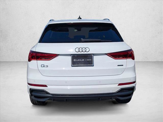 Used 2022 Audi Q3 2.0T Premium w/ Convenience Package image 7