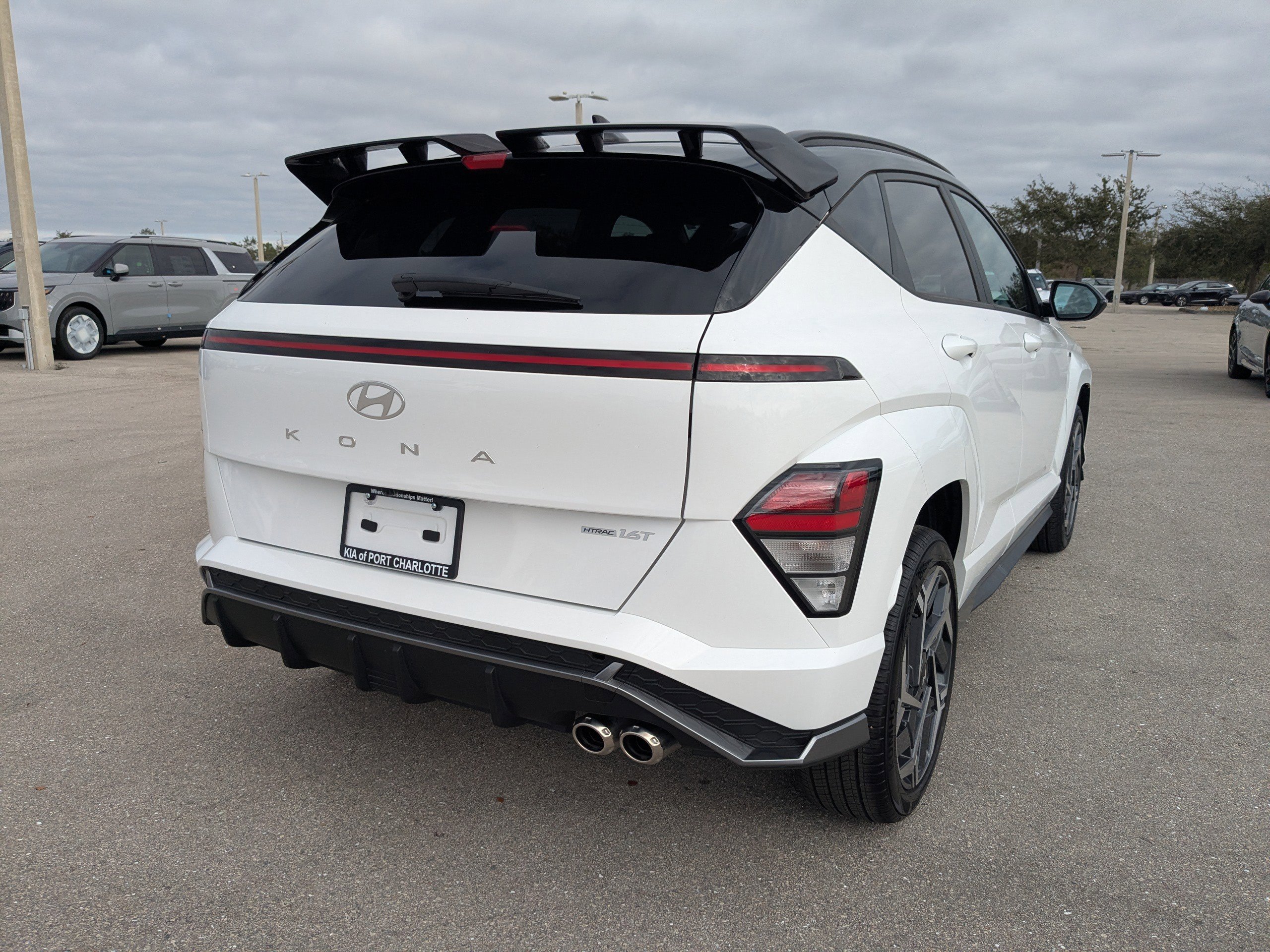 Used 2024 Hyundai Kona N Line image 5
