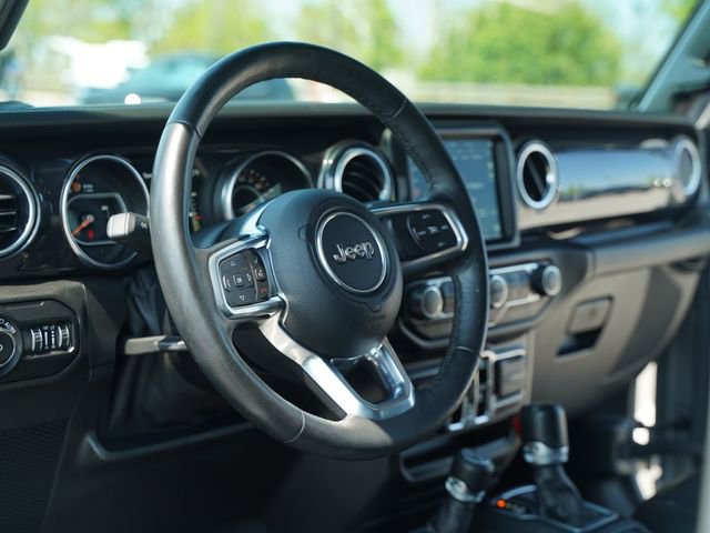 Used 2020 Jeep Wrangler Unlimited Sahara image 28