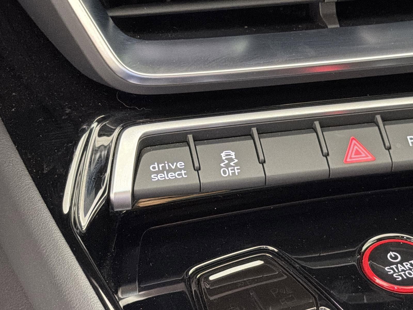 Used 2023 Audi e-tron GT Premium Plus image 19