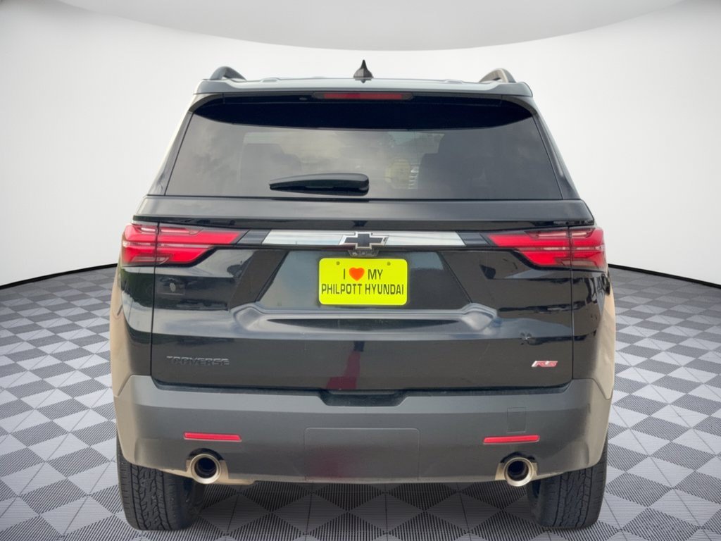 Used 2023 Chevrolet Traverse RS FWD image 11