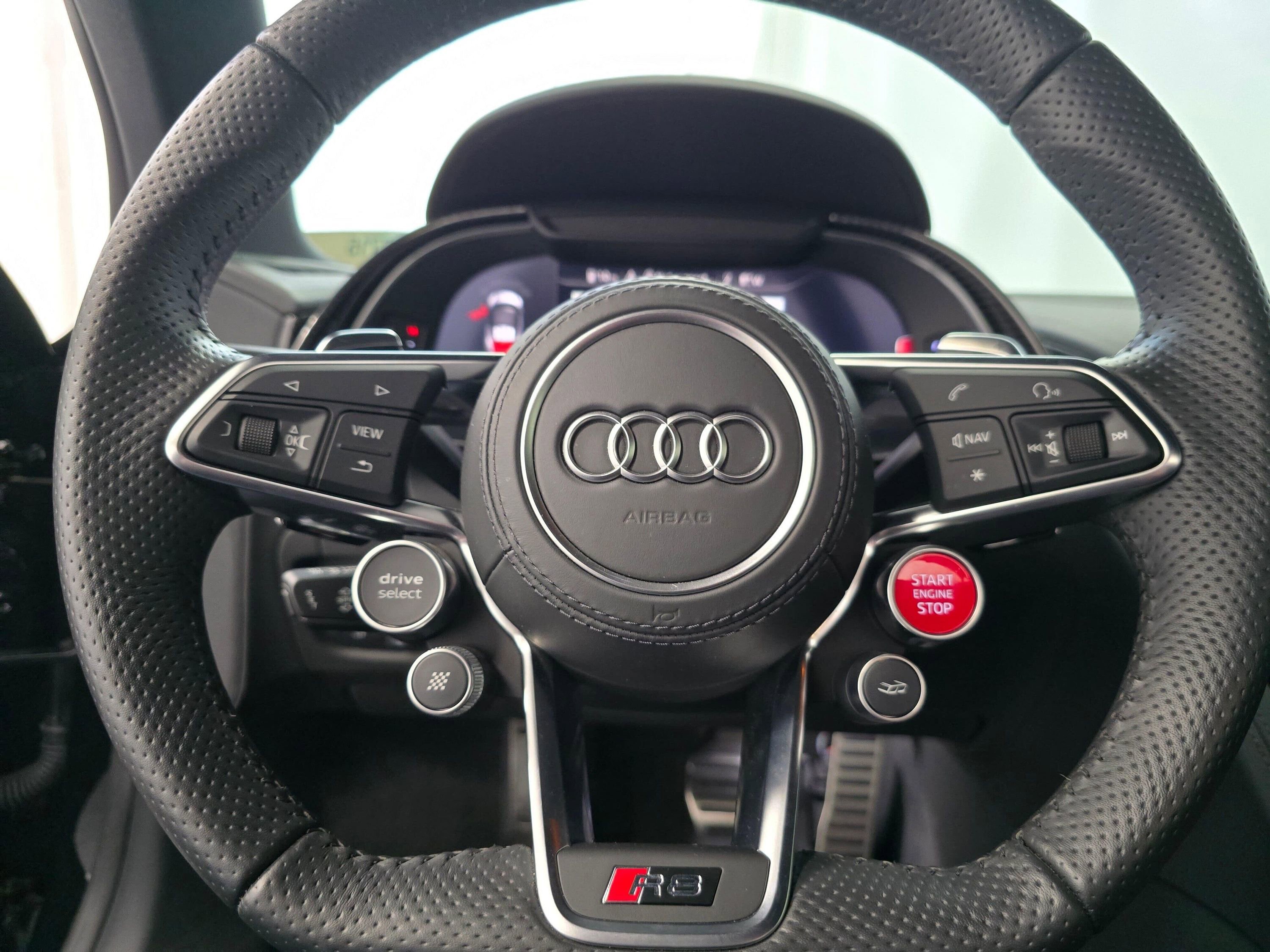 Used 2020 Audi R8 V10 performance image 14