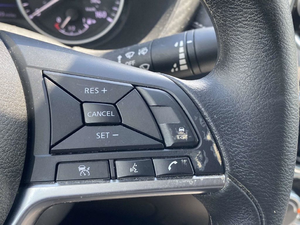 Used 2024 Nissan Sentra SV FWD image 28