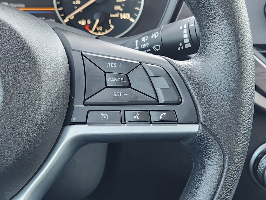Used 2025 Nissan Altima 2.5 SV FWD image 28