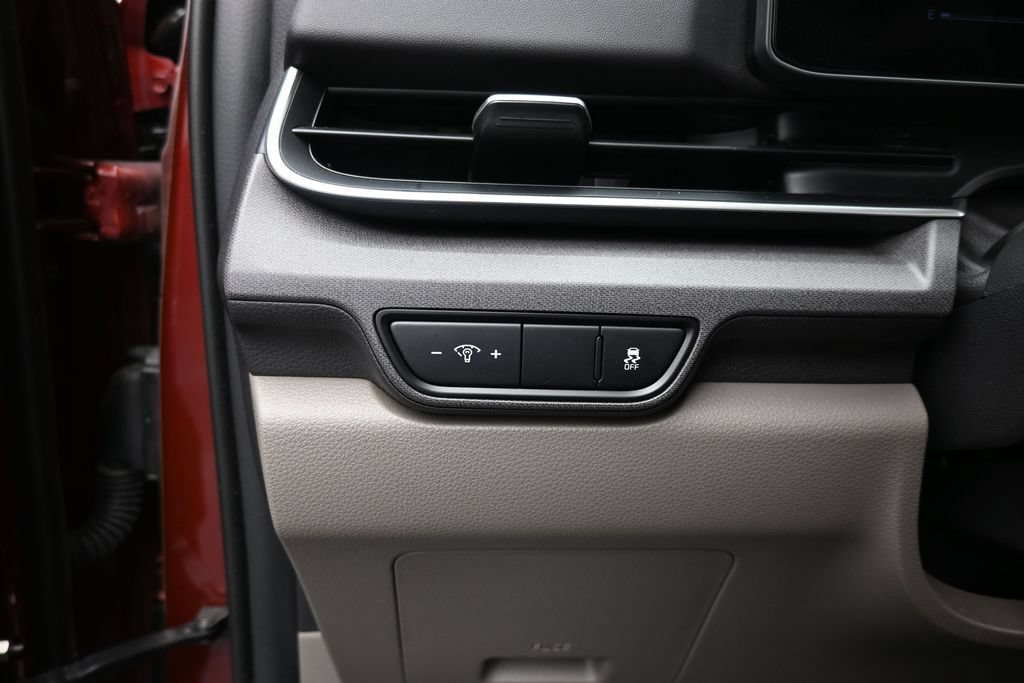 Used 2025 Kia Carnival EX FWD image 19