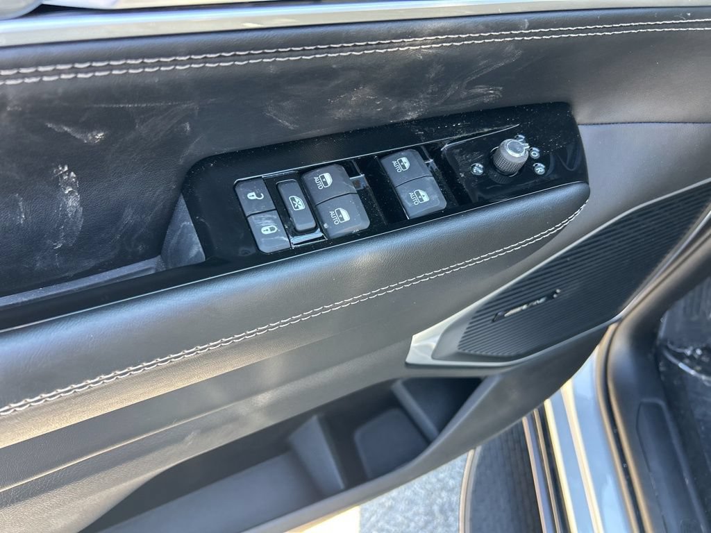 New 2026 Jeep Grand Wagoneer L Limited AWD/4WD image 36