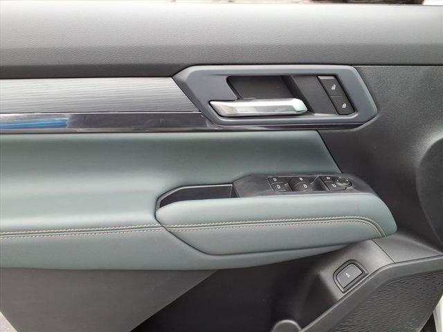 New 2026 GMC Terrain AT4 w/ Technology Package II image 18