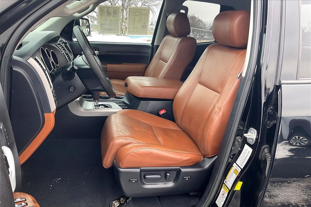 Used 2013 Toyota Tundra Limited image 23