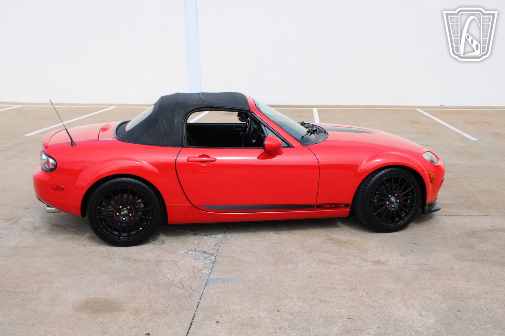 Used 2006 MAZDA MX-5 Miata Sport RWD image 14