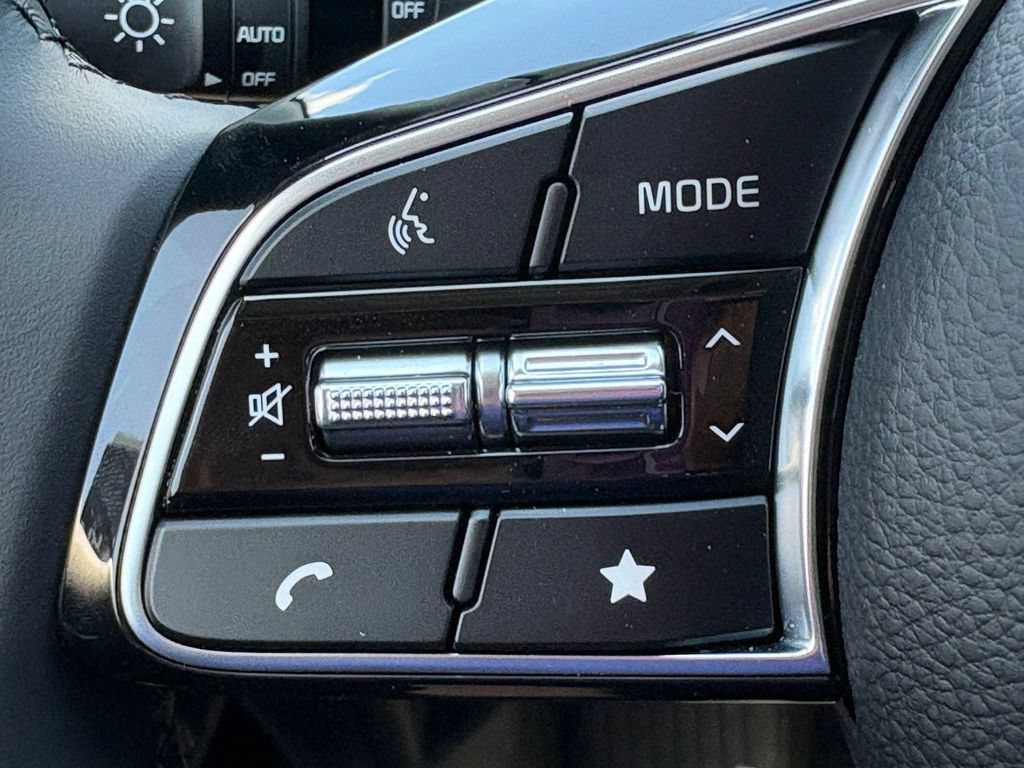 New 2026 Kia Seltos S FWD image 21