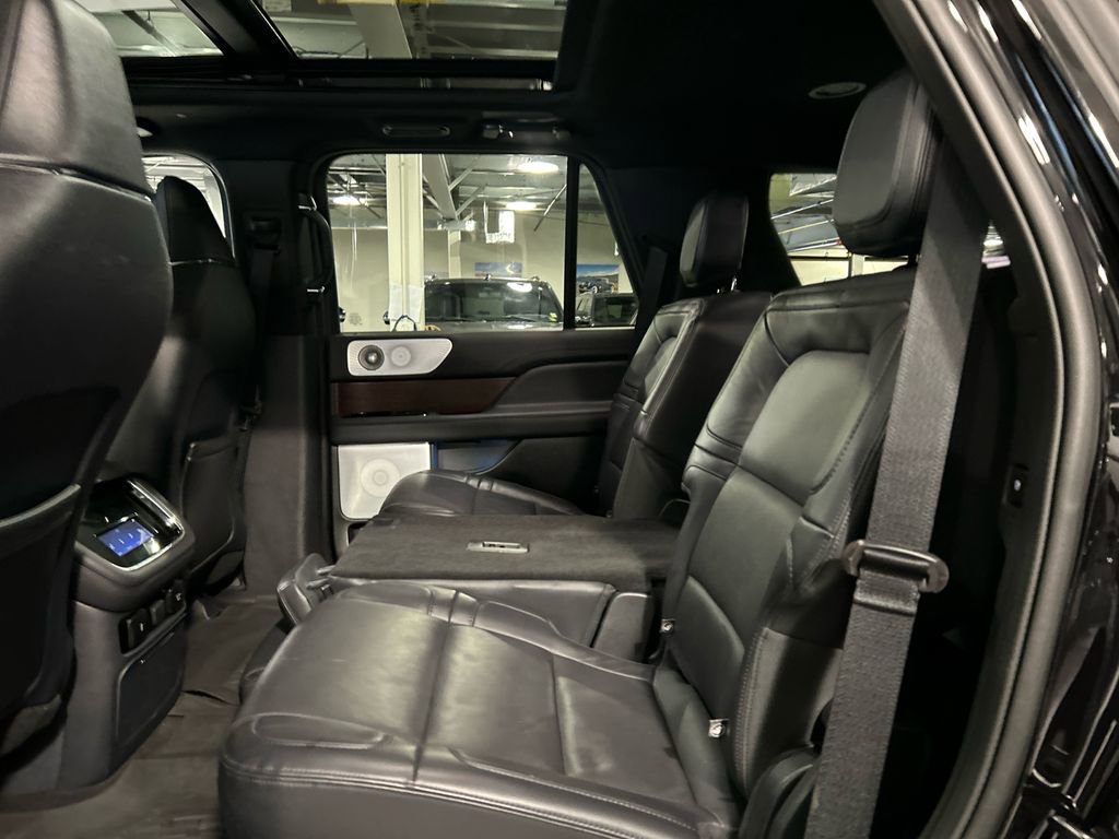 Certified 2023 Lincoln Navigator Reserve image 24