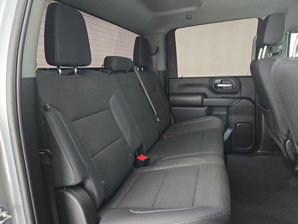 Used 2026 Chevrolet Silverado 2500 Custom w/ Custom Value Package image 32