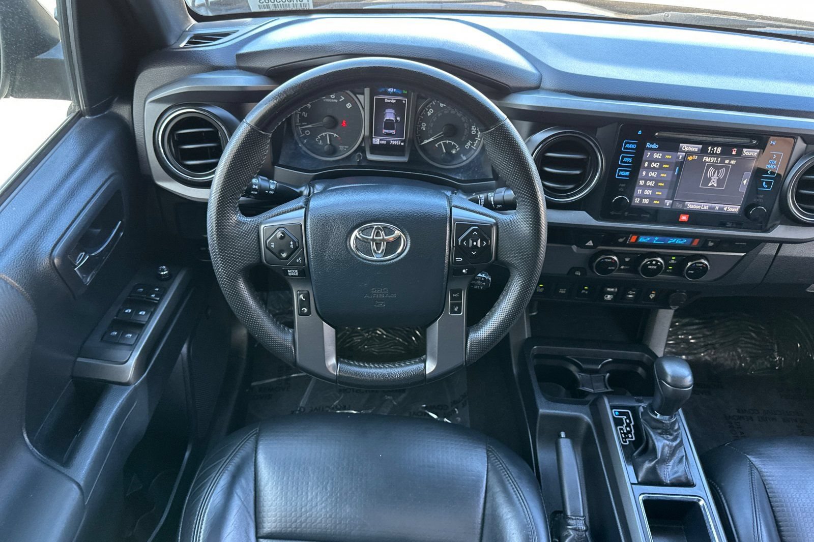 Used 2018 Toyota Tacoma TRD Sport w/ TRD Premium Sport Package RWD image 13
