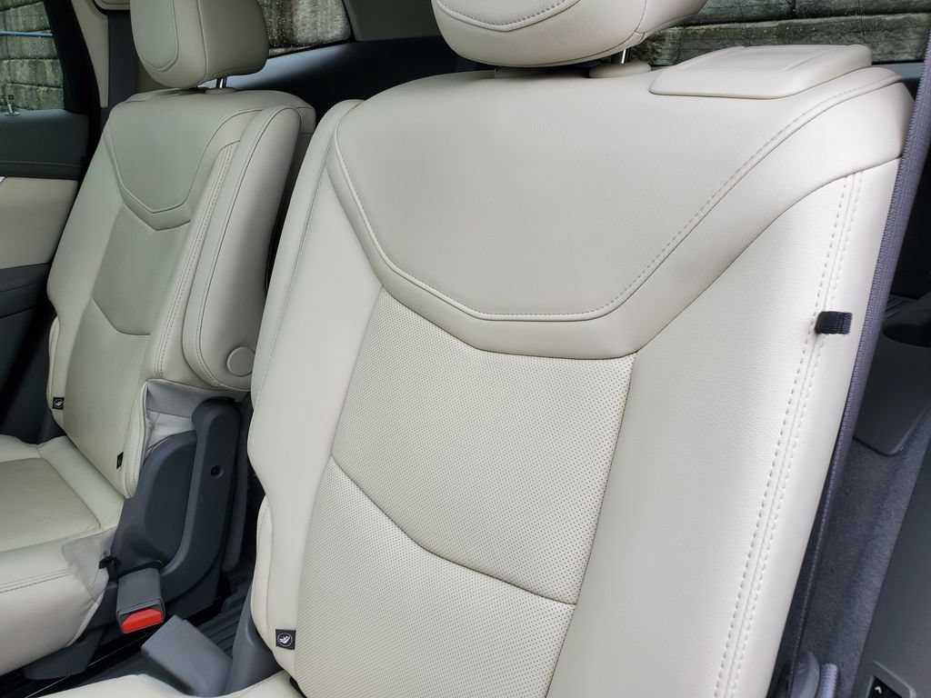 Used 2021 Cadillac XT6 Premium Luxury AWD/4WD image 39