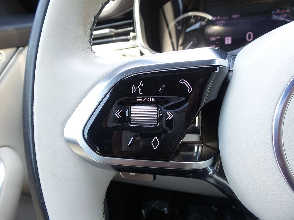 Used 2023 Jaguar F-PACE S AWD/4WD image 40