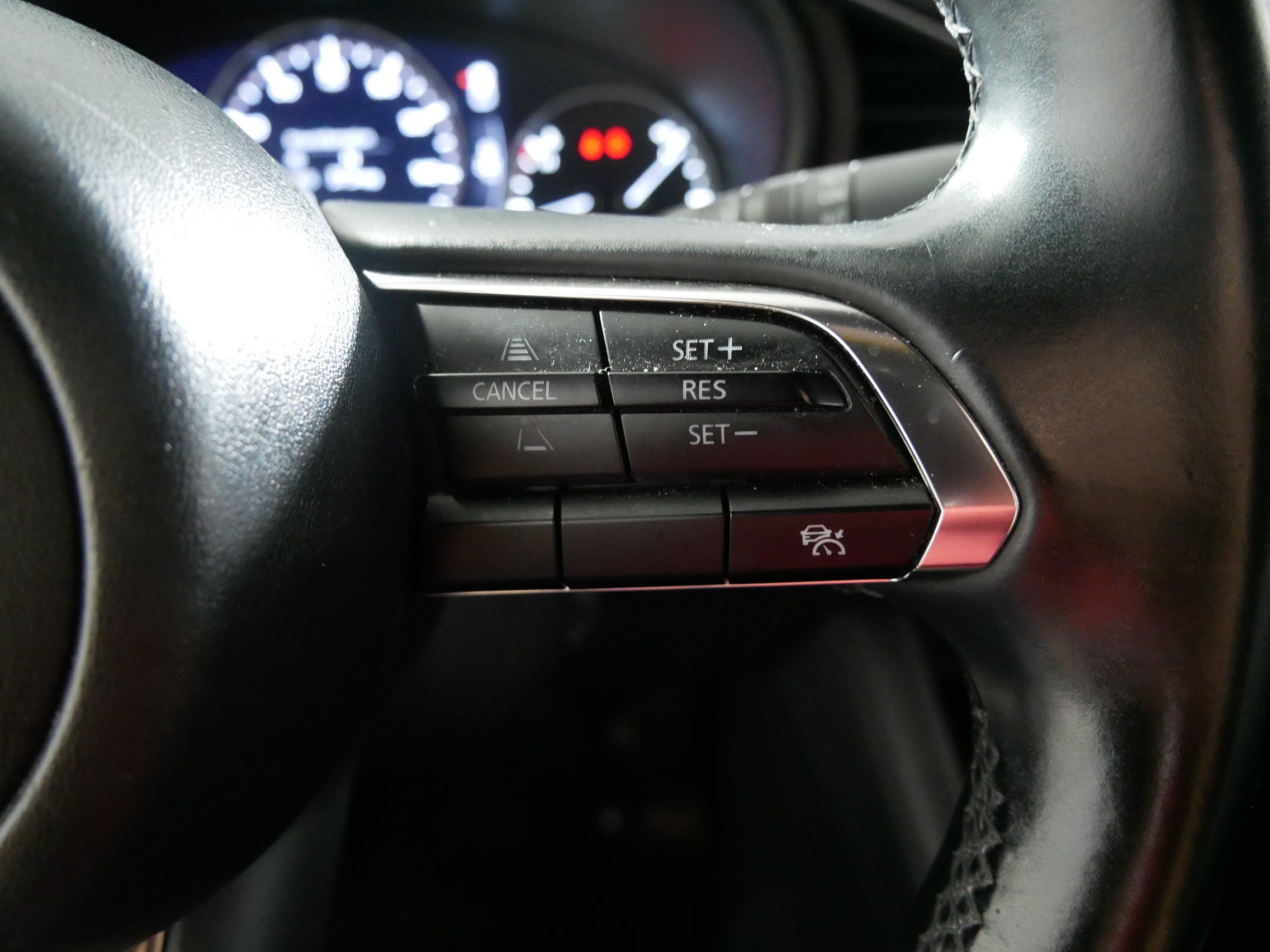 Used 2025 MAZDA MAZDA3 s Sport FWD image 28