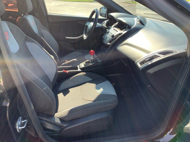 Used 2015 Ford Focus ST FWD image 18