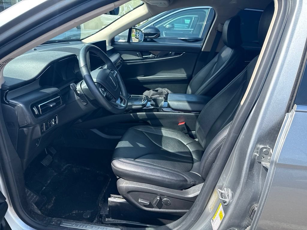 Certified 2023 Lincoln Nautilus AWD w/ Premium Package image 6