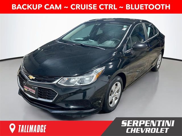 Used 2018 Chevrolet Cruze LS image 1