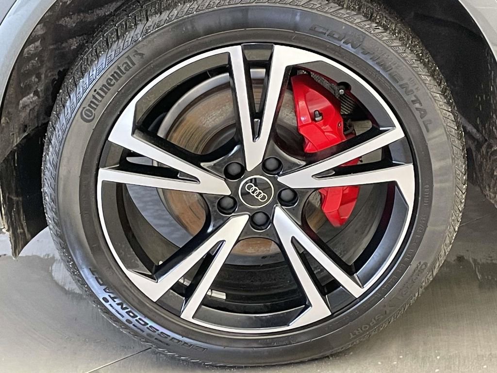 Certified 2025 Audi Q5 2.0T Premium Plus w/ Premium Plus Package image 11