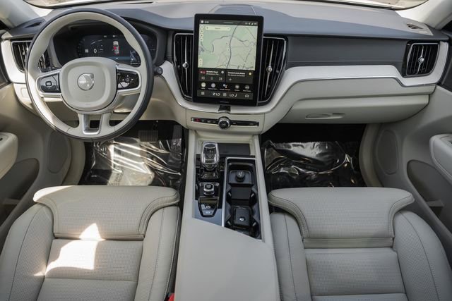 New 2026 Volvo XC60 T8 Ultra w/ Protection Package Premier image 20
