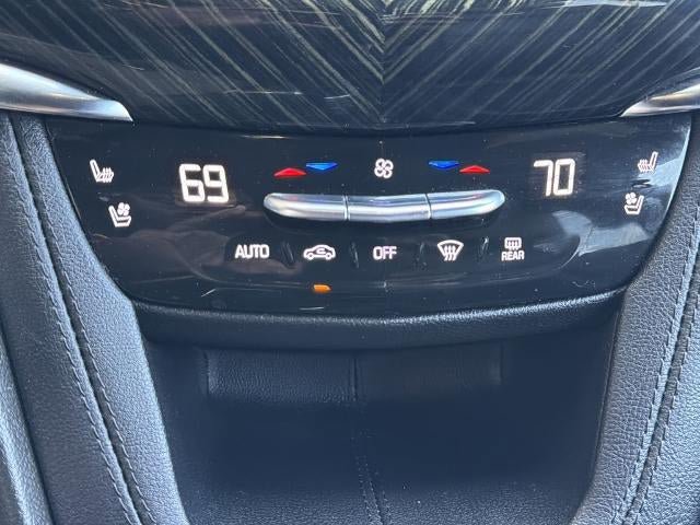 Certified 2022 Cadillac XT6 Premium Luxury AWD/4WD image 24
