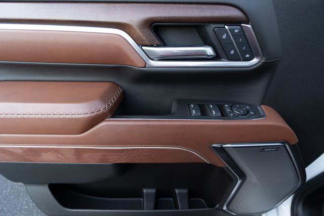 Used 2025 GMC Sierra 2500 Denali Ultimate image 16