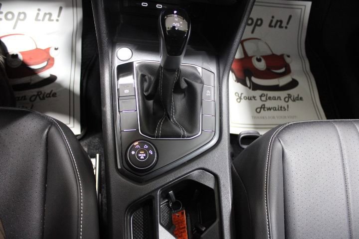 Used 2024 Volkswagen Tiguan Wolfsburg Edition image 27