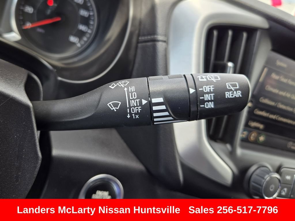 Used 2024 GMC Terrain SLT AWD/4WD image 25