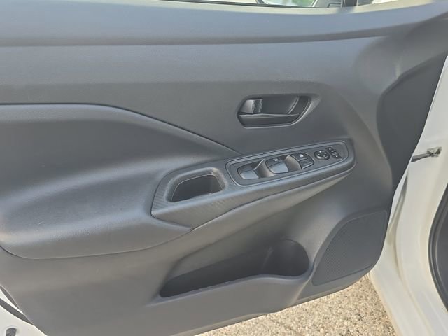Used 2021 Nissan Versa S FWD image 17