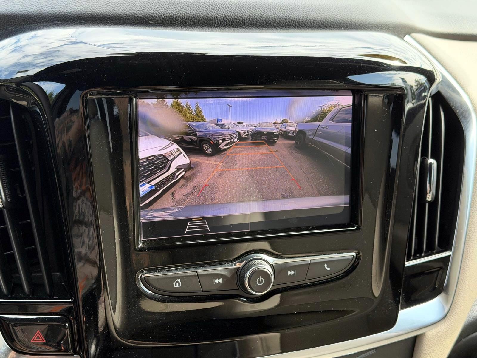 Used 2024 Chevrolet Traverse LS w/ Safety Package AWD/4WD image 23
