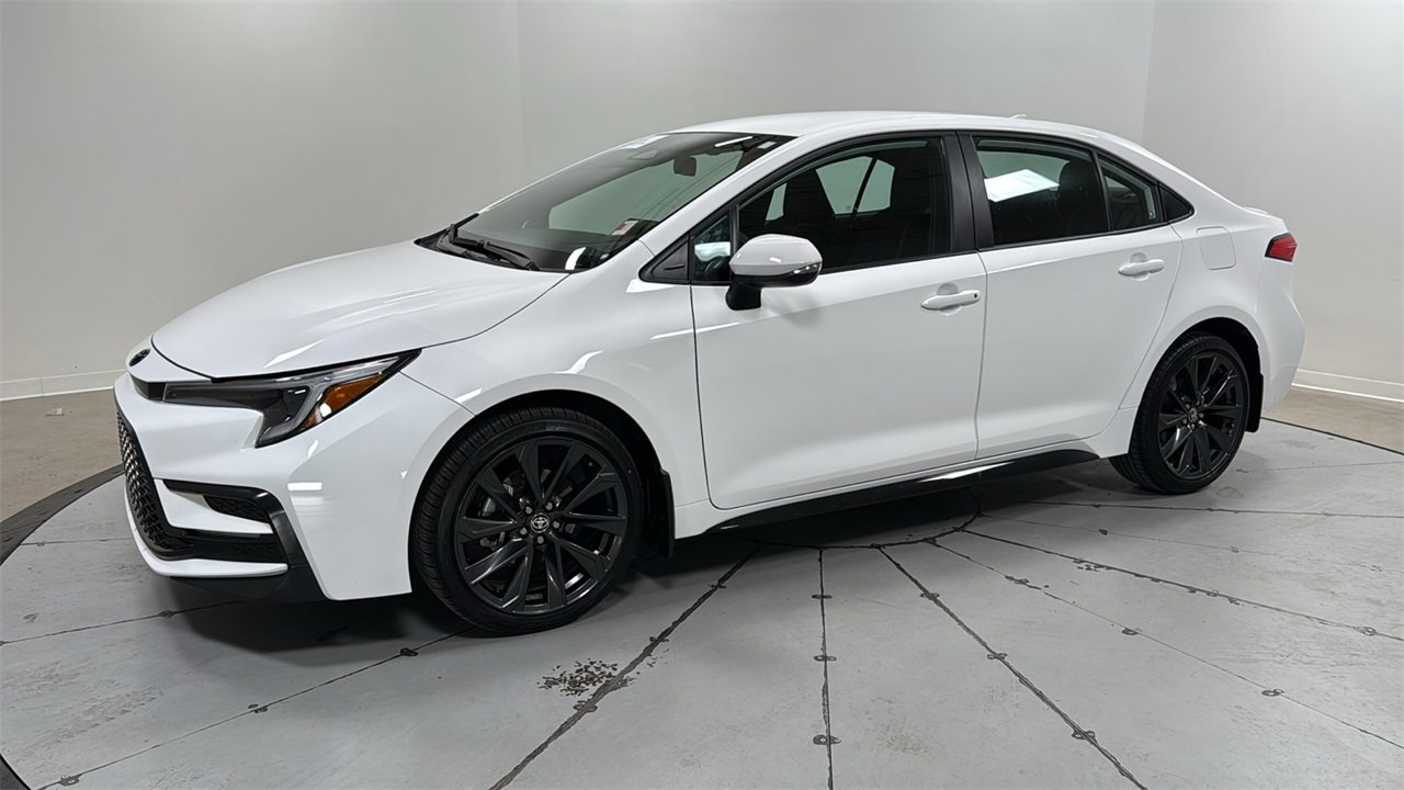 Certified 2025 Toyota Corolla SE