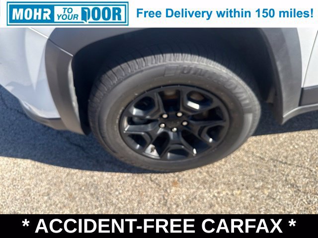 Used 2022 Jeep Cherokee Latitude w/ Sun & Sound Group AWD/4WD image 42