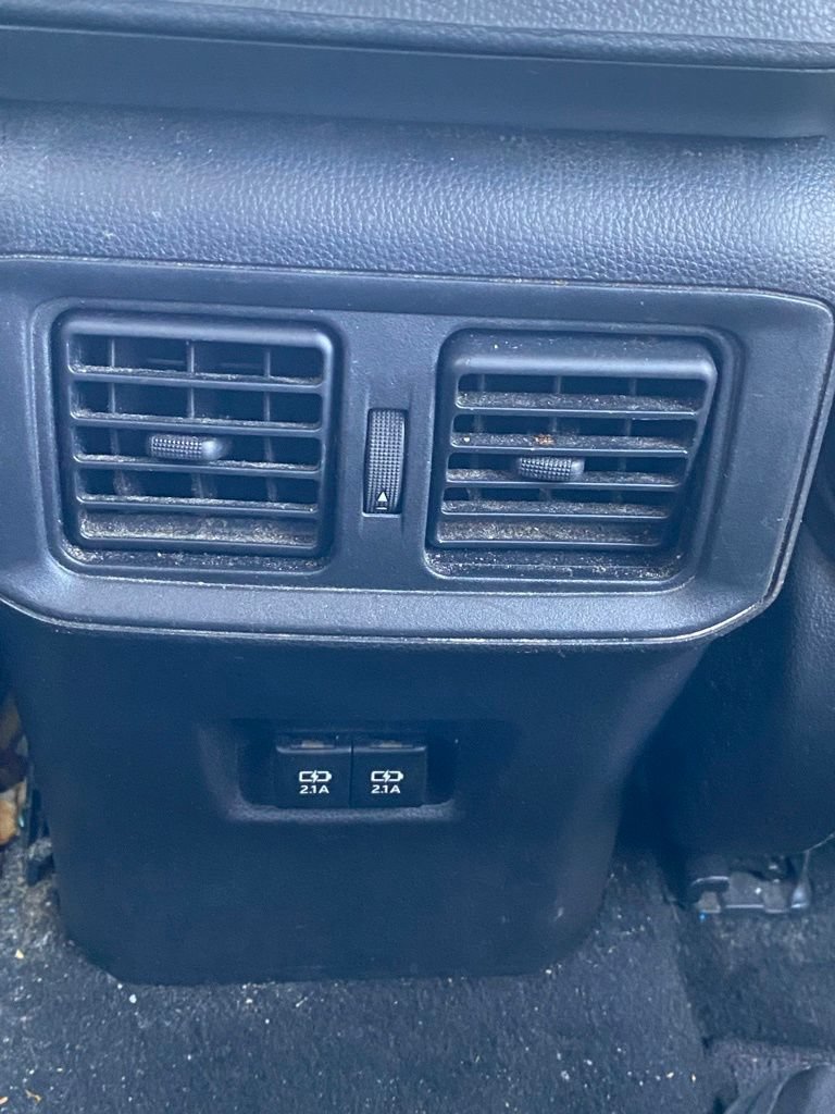 Used 2021 Toyota RAV4 XLE FWD image 21